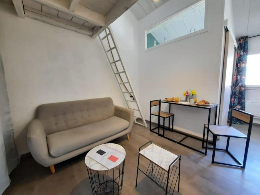 Le Petit Nid - Coeur De Ville - Clim Nîmes Exterior foto